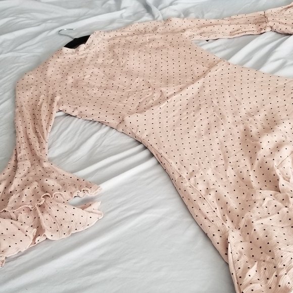 Suzy Shier Light Peach 70s Retro-Inspired Dress - Picture 8 of 8